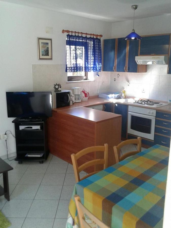 Apartments Magda Supetar Ngoại thất bức ảnh